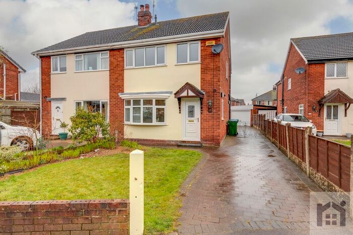 3 Bedroom Semi-Detached House To Rent In Balmoral Road, Eccleston, PR7