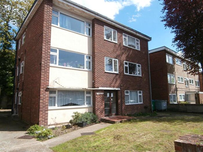 1 Bedroom Apartment To Rent In , Woodside Road, ********* Student Property July ***********, Southampton, SO17