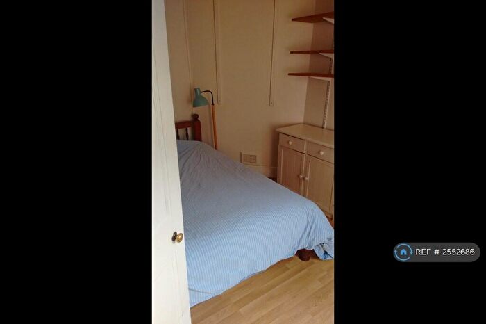 1 Bedroom Flat To Rent In Upper Fisher Row, Oxford, OX1