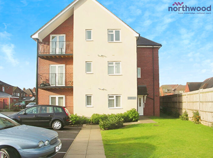 2 Bedroom Flat To Rent In Cresbee Court, Toynbee Road, SO50