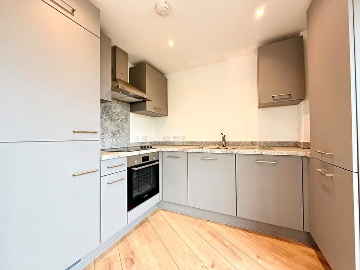 1 Bedroom Flat To Rent In Grange Road, Battlefield, G42