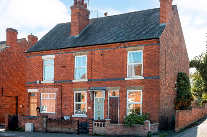 3 Bedroom Terraced House For Sale In Main Street, East Leake, LE12