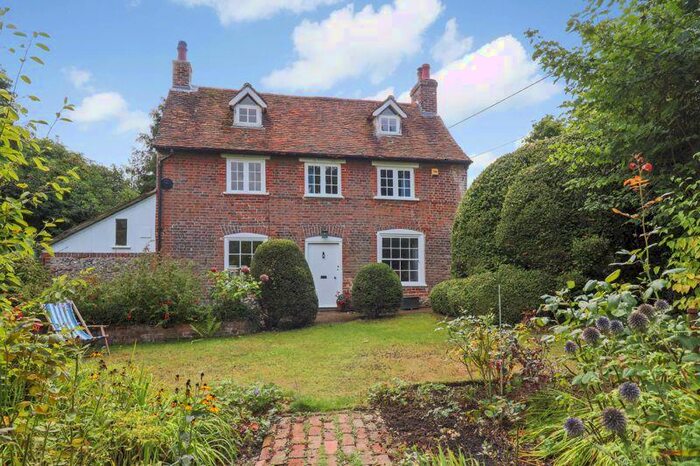 4 Bedroom Detached House For Sale In Wootton, CT4