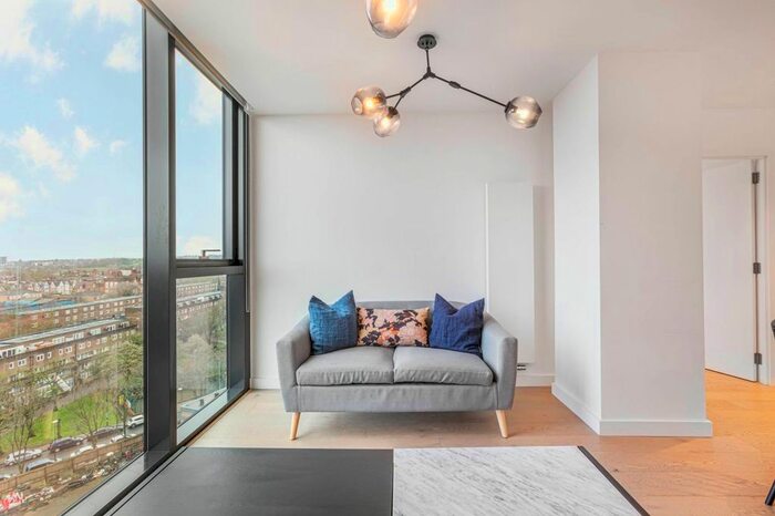 1 Bedroom Flat To Rent In Highgate Hill, London, N19