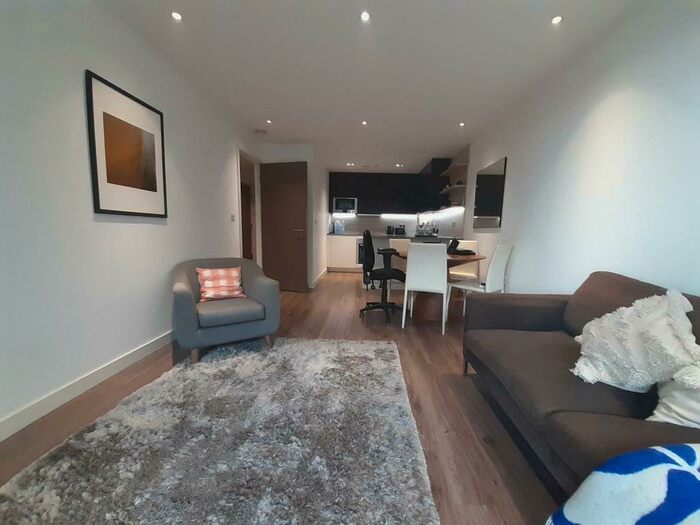 1 Bedroom Flat To Rent In City View, Devan Grove, Woodberry Down, London, N4