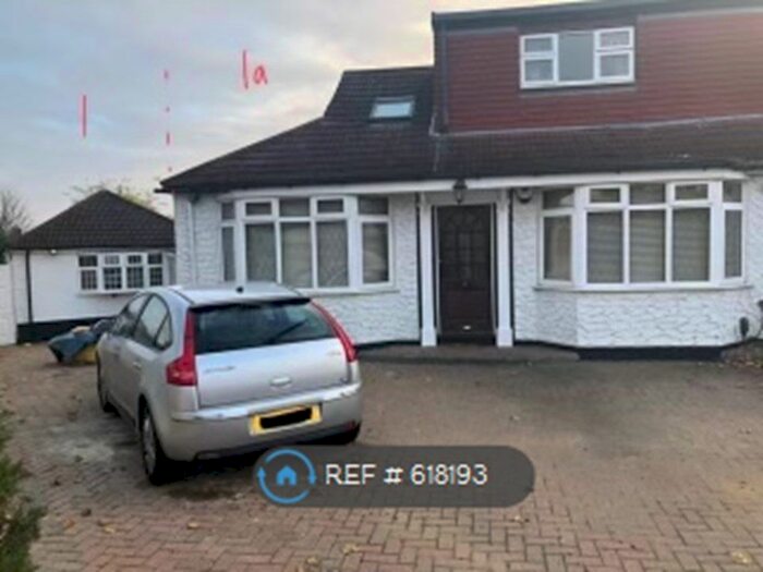 4 Bedroom Terraced House To Rent In Belmont Avenue, Upminster, RM14