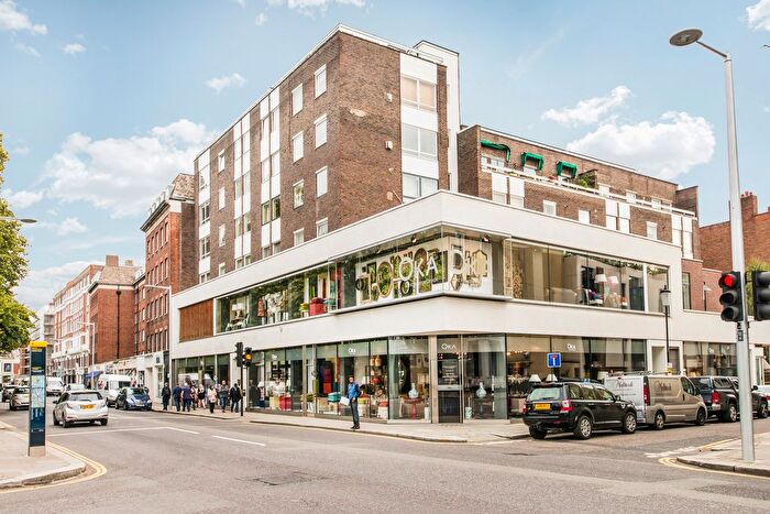 2 Bedroom Flat To Rent In Fulham Road, Chelsea, SW3