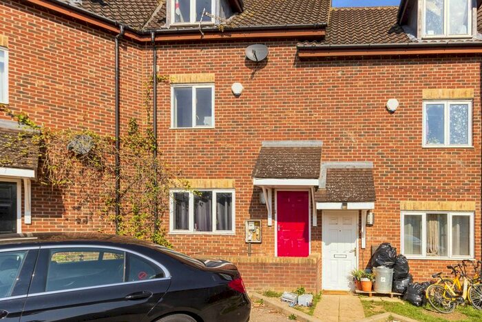 4 Bedroom Terraced House To Rent In Kirkwood Grove, Medbourne, MK5
