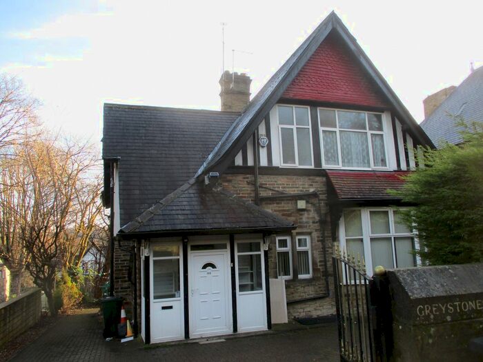 6 Bedroom Detached House To Rent In Keighley Road, Bradford, West Yorkshire BD9