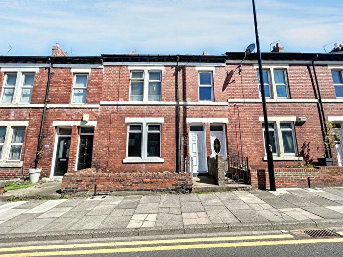 2 Bedroom Flat For Sale In Station Road, Wallsend, Tyne And Wear, NE28