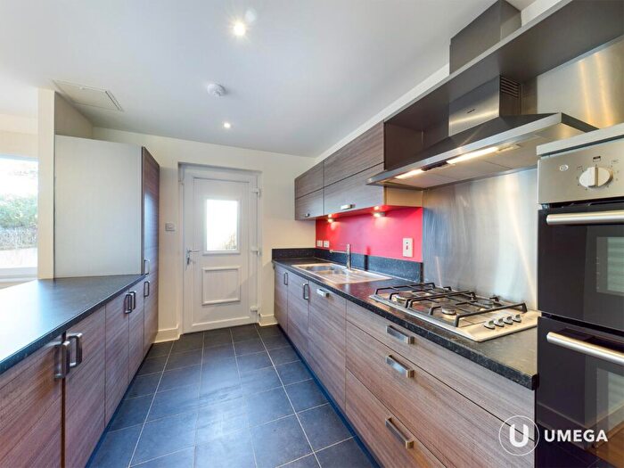 5 Bedroom Terraced House To Rent In Burnbrae Drive, East Craigs, Edinburgh, EH12