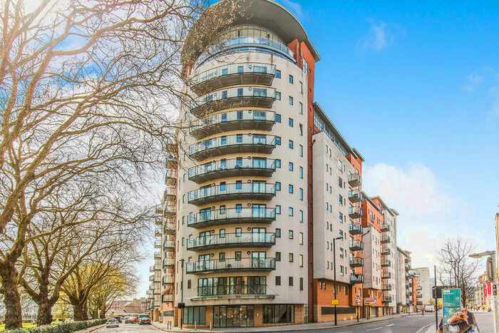 2 Bedroom Flat To Rent In Briton Street, Southampton, SO14