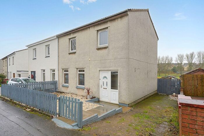 3 Bedroom Semi Detached House For Sale In Woodmill Crescent, Dunfermline, KY11