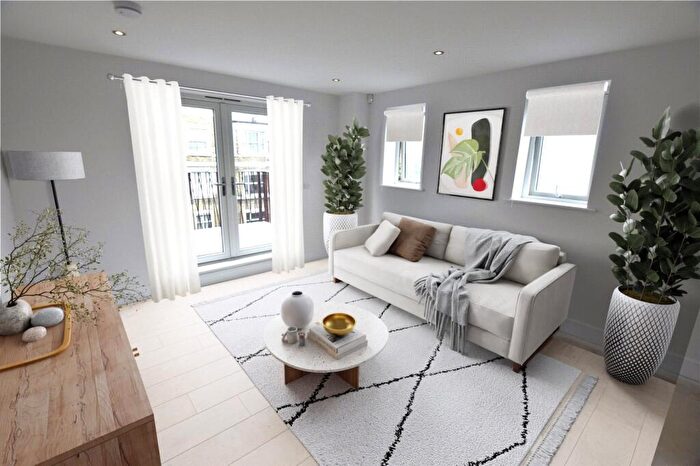 2 Bedroom Apartment For Sale In Eldon Park, South Norwood, SE25