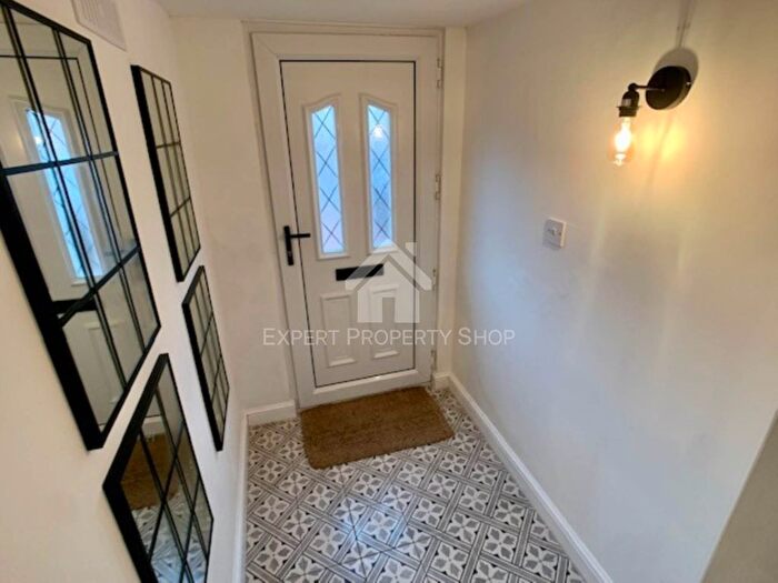 4 Bedroom Detached House For Sale In Springfield Road, Southwell, NG25