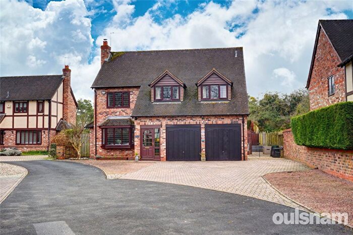 4 Bedroom Detached House For Sale In Westwood Close, Droitwich, Worcestershire, WR9