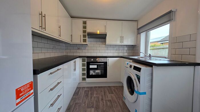 3 Bedroom Detached House To Rent In Lower Higham Road, Gravesend, DA12