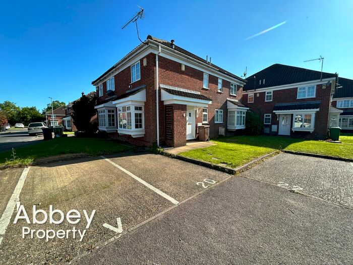 1 Bedroom Semi-Detached House To Rent In Milverton Green, Luton, LU3