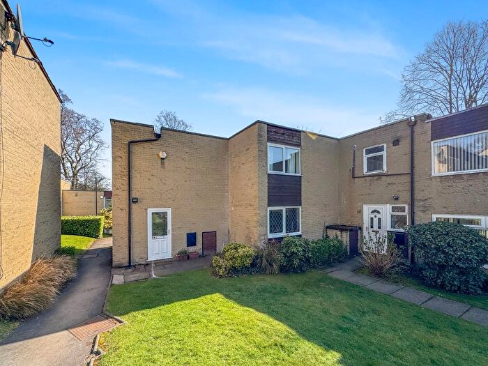 4 Bedroom Property To Rent In Park Edge Close, Roundhay, Leeds, LS8