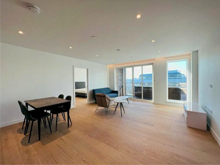 2 Bedroom Flat To Rent In Dorset House, Mount Pleasant, London, WC1X