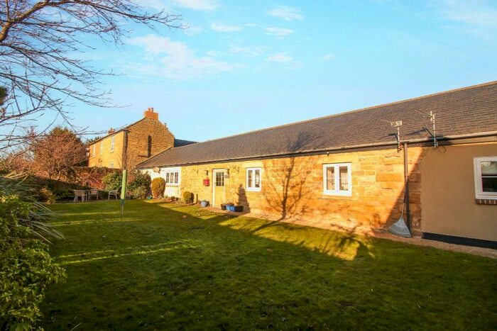 3 Bedroom Barn Conversion For Sale In The Forge, Choppington, NE62
