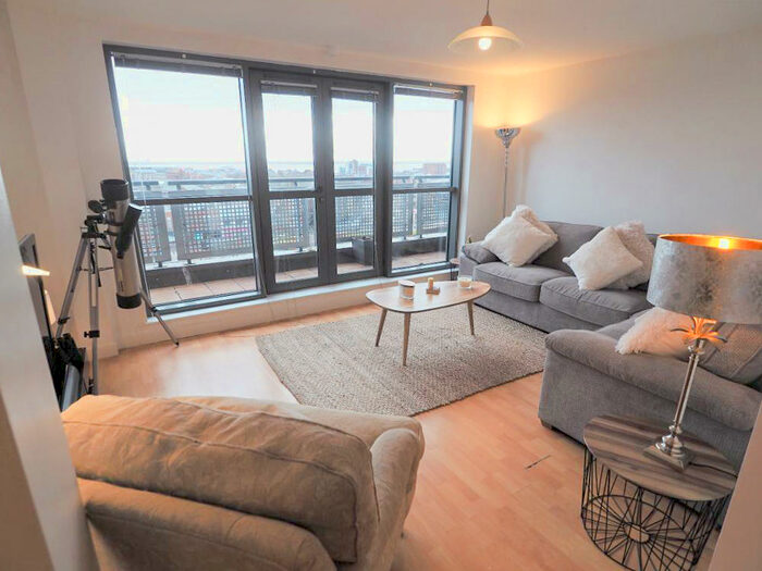 2 Bedroom Apartment To Rent In Queens Dock Avenue, Hull, East Riding Of Yorkshire, HU1