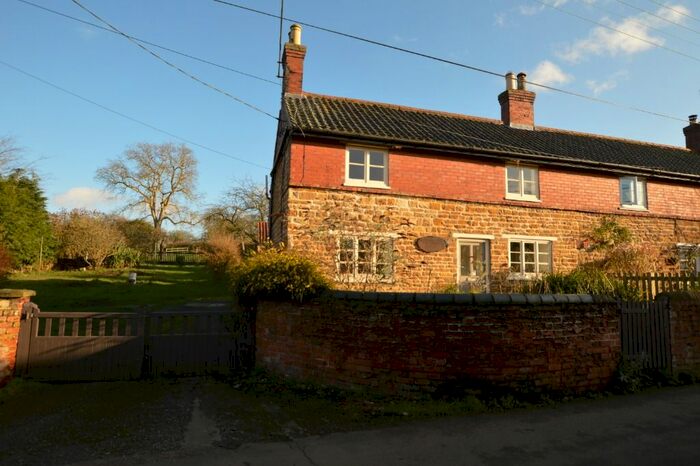 2 Bedroom Cottage To Rent In Main Street, Knipton NG32