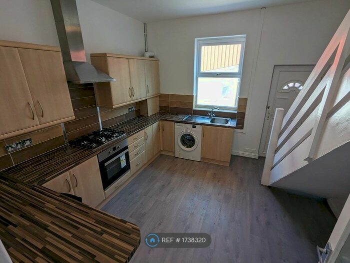 2 Bedroom Terraced House To Rent In Jersey Street, Ashton-Under-Lyne, OL6