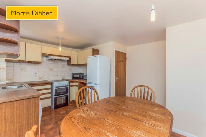 4 Bedroom House To Rent In Belmont Street, Southsea, PO5