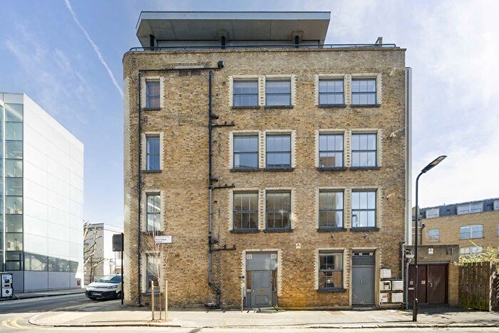 2 Bedroom Flat To Rent In Florfield Road, London, E8