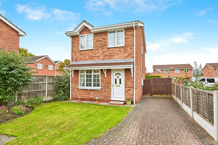 3 Bedroom Detached House For Sale In Dallow Crescent, Burton-On-Trent, DE14