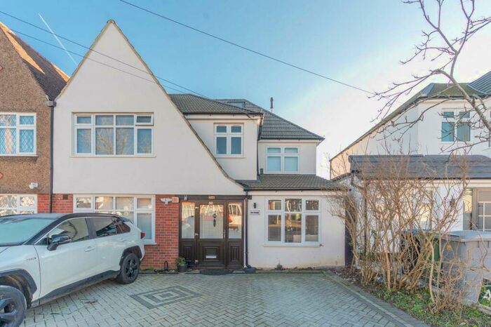 Studio To Rent In Rydal Gardens, Harrow, Wembley, HA9