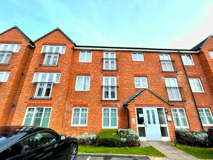 2 Bedroom Flat To Rent In Westley Court, West Bromwich, B71