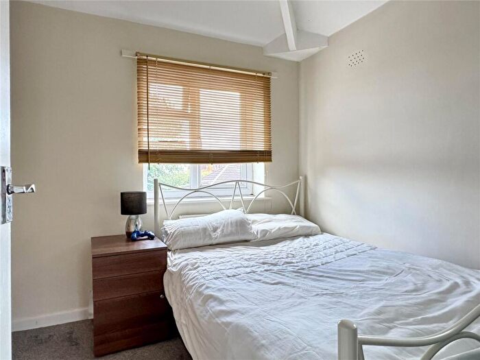 3 Bedroom Semi-Detached House For Sale In Priory Close, Coppice, Oldham, OL8