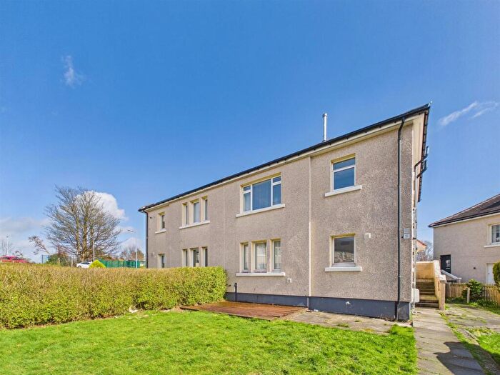 2 Bedroom Flat For Sale In Cardell Drive, Paisley, PA2