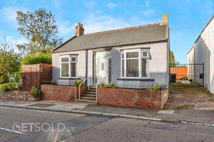 2 Bedroom Detached Bungalow For Sale In Parker Terrace, Ferryhill, DL17