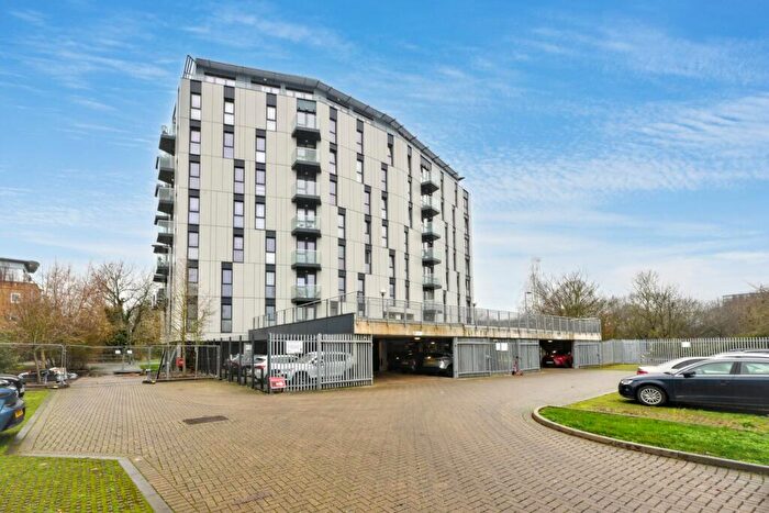 2 Bedroom Apartment For Sale In Shire Gate, Chelmsford, CM2
