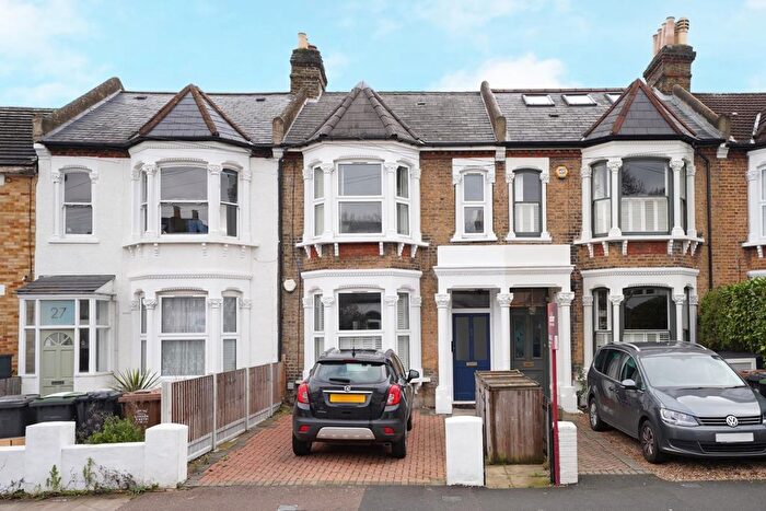 2 Bedroom Flat For Sale In Kemble Road, Forest Hill, London, SE23