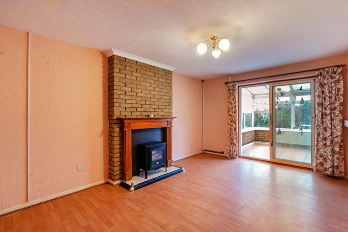 2 Bedroom Bungalow For Sale In Osprey Drive, Caldicot, NP26