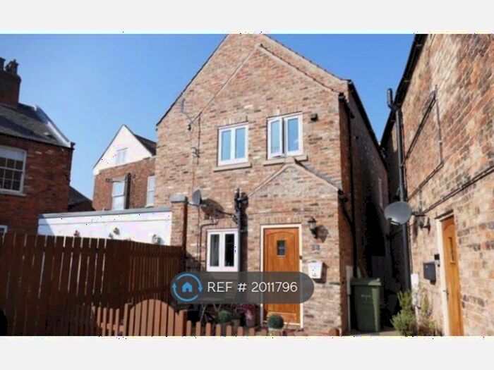 2 Bedroom Semi-Detached House To Rent In Londesborough Mews, Market Weighton, York, YO43