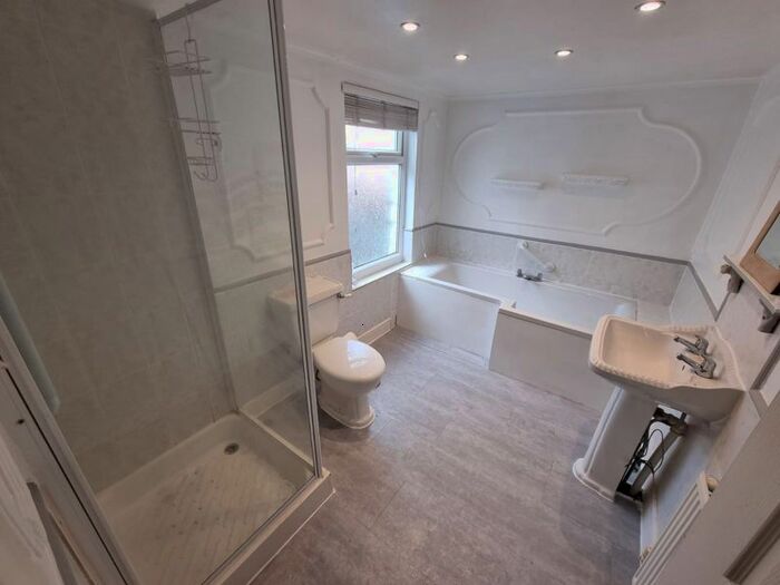 3 Bedroom Terraced House To Rent In Park Street, Bootle L20