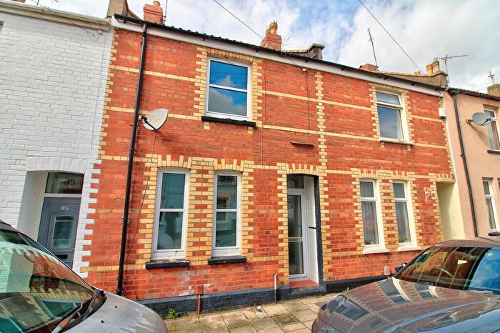 2 Bedroom Terraced House For Sale In Bradley Crescent, Bristol, BS11