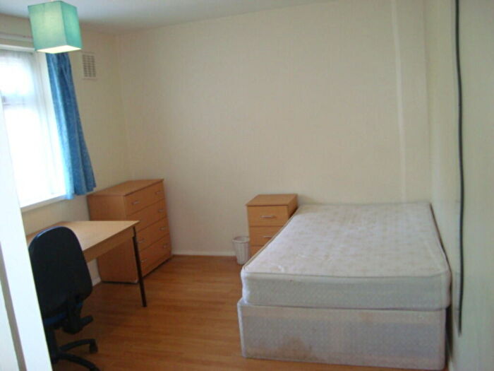 2 Bedroom Apartment To Rent In Yorke Street, Southsea, PO5