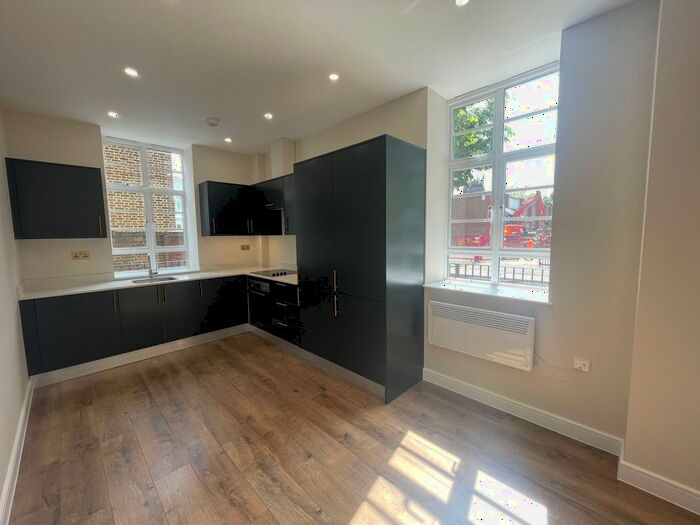 1 Bedroom Flat To Rent In Lemna Road, London, E11