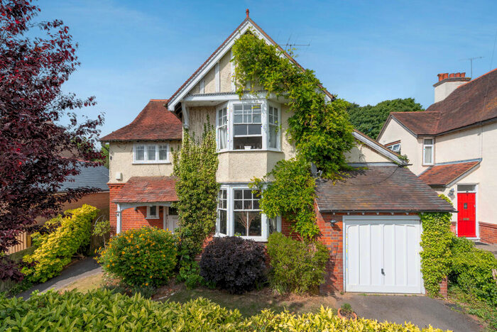 3 Bedroom Detached House To Rent In Clarendon Road, High Wycombe, HP13
