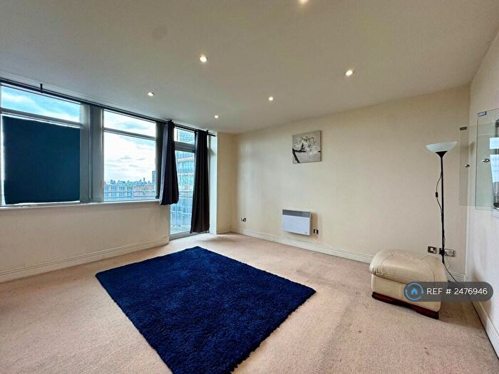 2 Bedroom Flat To Rent In Gerry Raffles Square, London, E15