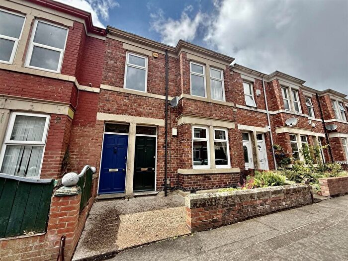 2 Bedroom Terraced House For Sale In Westbourne Avenue, Bensham, Gateshead, NE8
