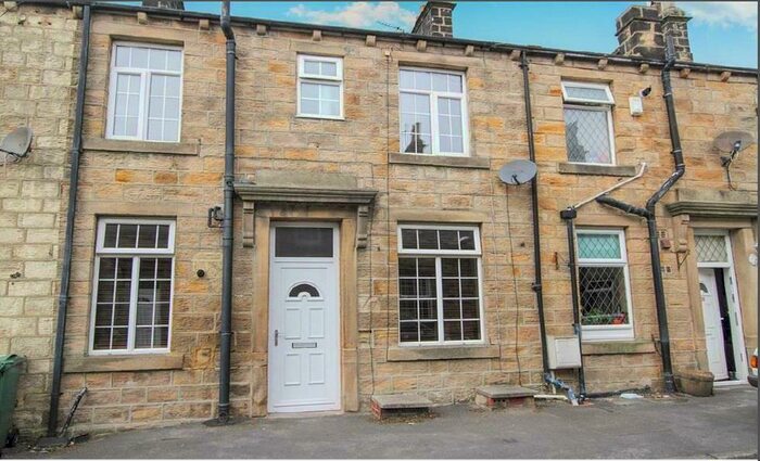 2 Bedroom Terraced House To Rent In Swaine Hill Street, Yeadon, Leeds, LS19