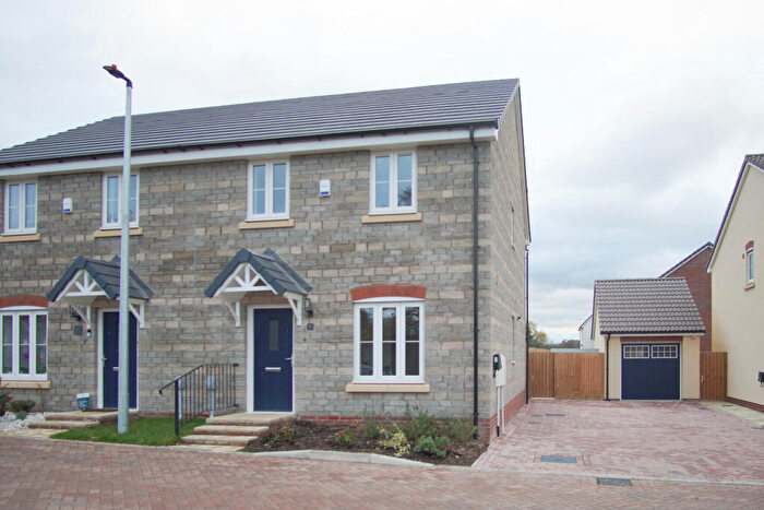 3 Bedroom Semi Detached House To Rent In Telford Way Almondsbury, BS10