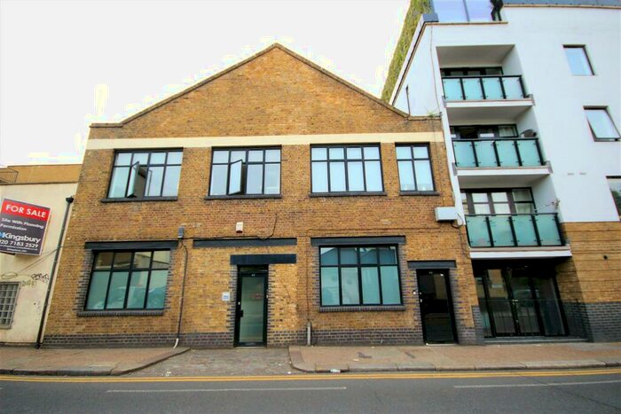 1 Bedroom Apartment To Rent In Squirries Street, Bethnal Green, E2
